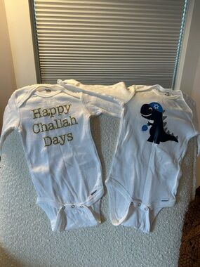 Gerber Baby Hanukkah Bodysuits, 6-9 month, NEW